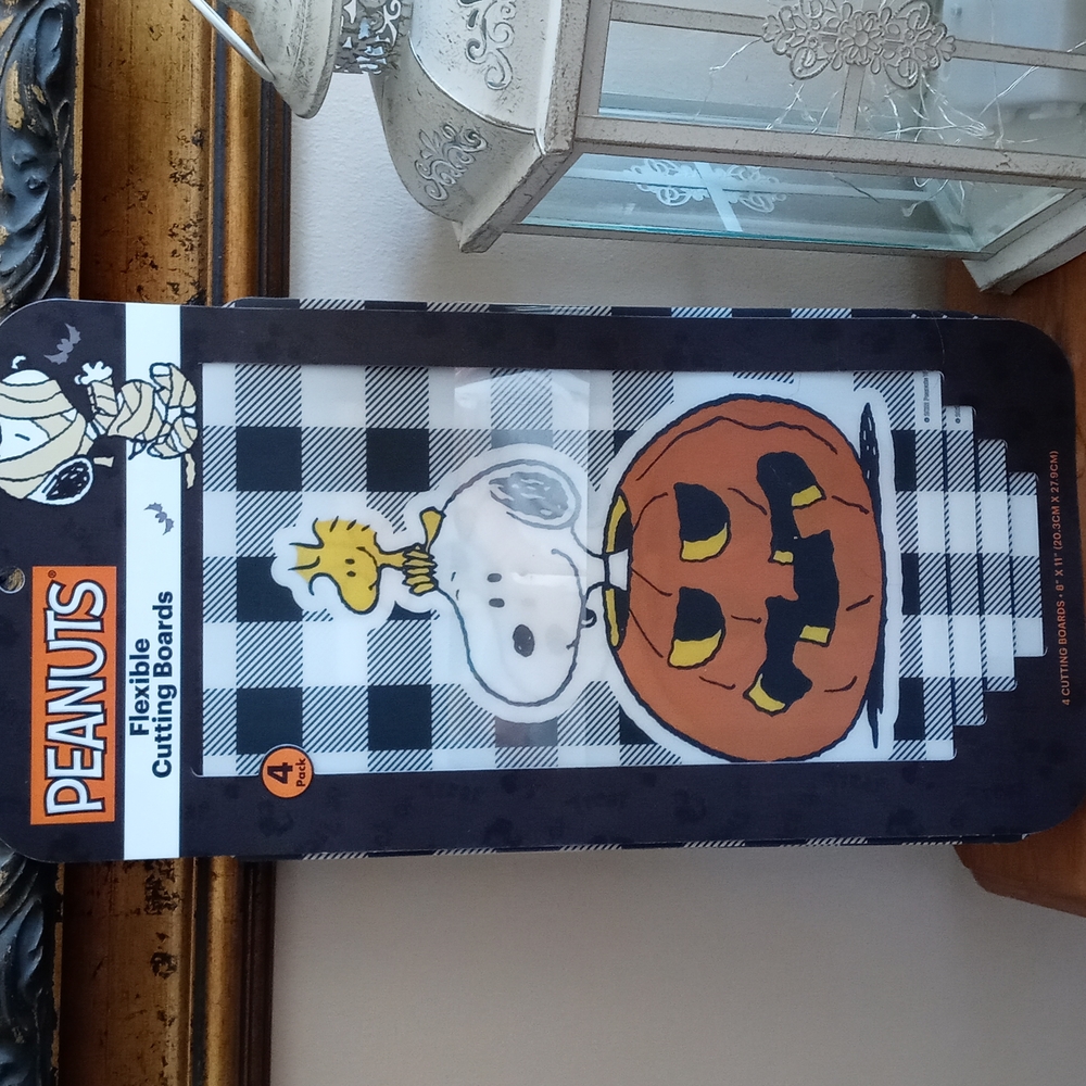 Snoopy Halloween cutting boards